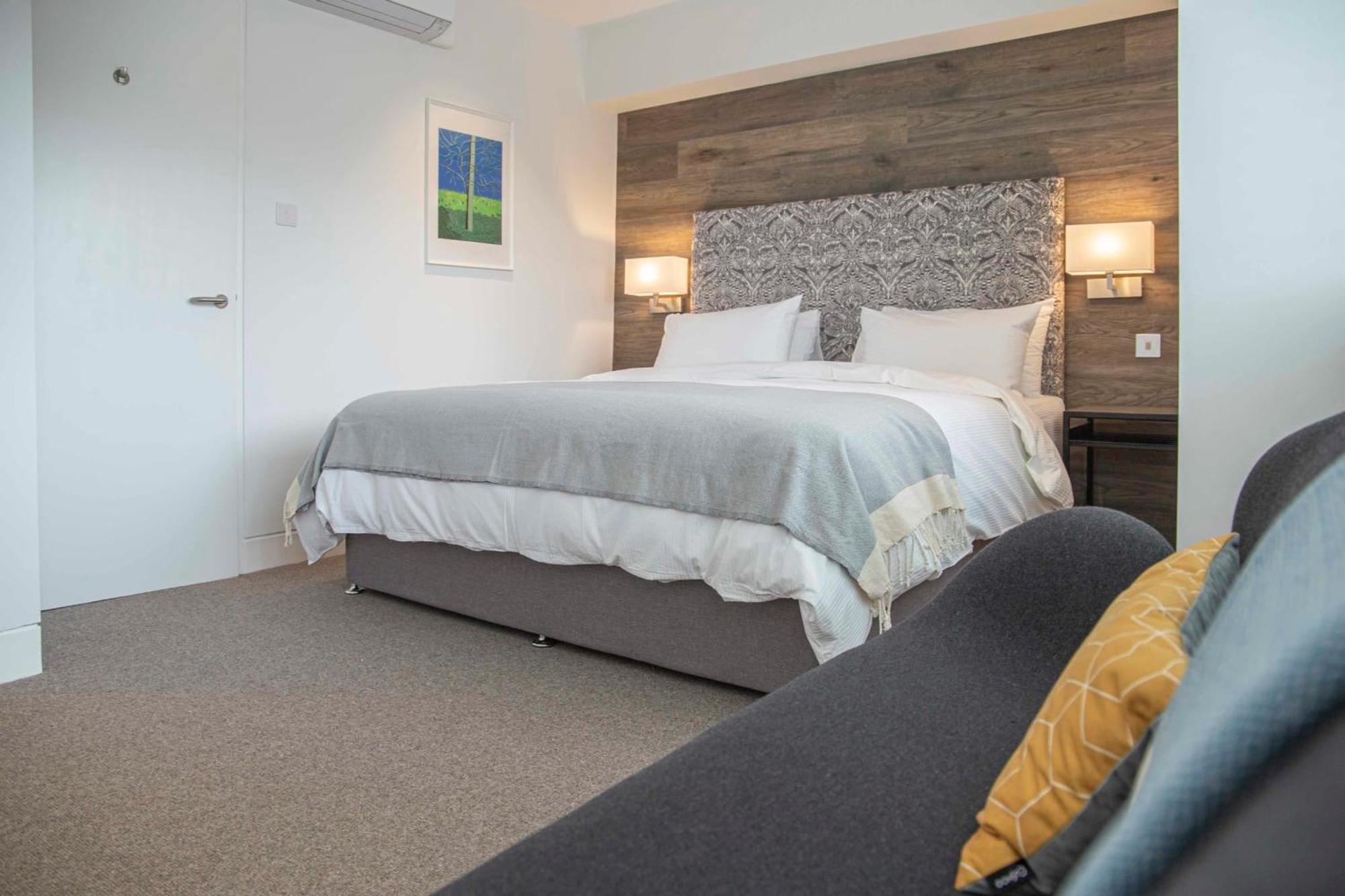 Stunning Rare Soho Gem Apartment *